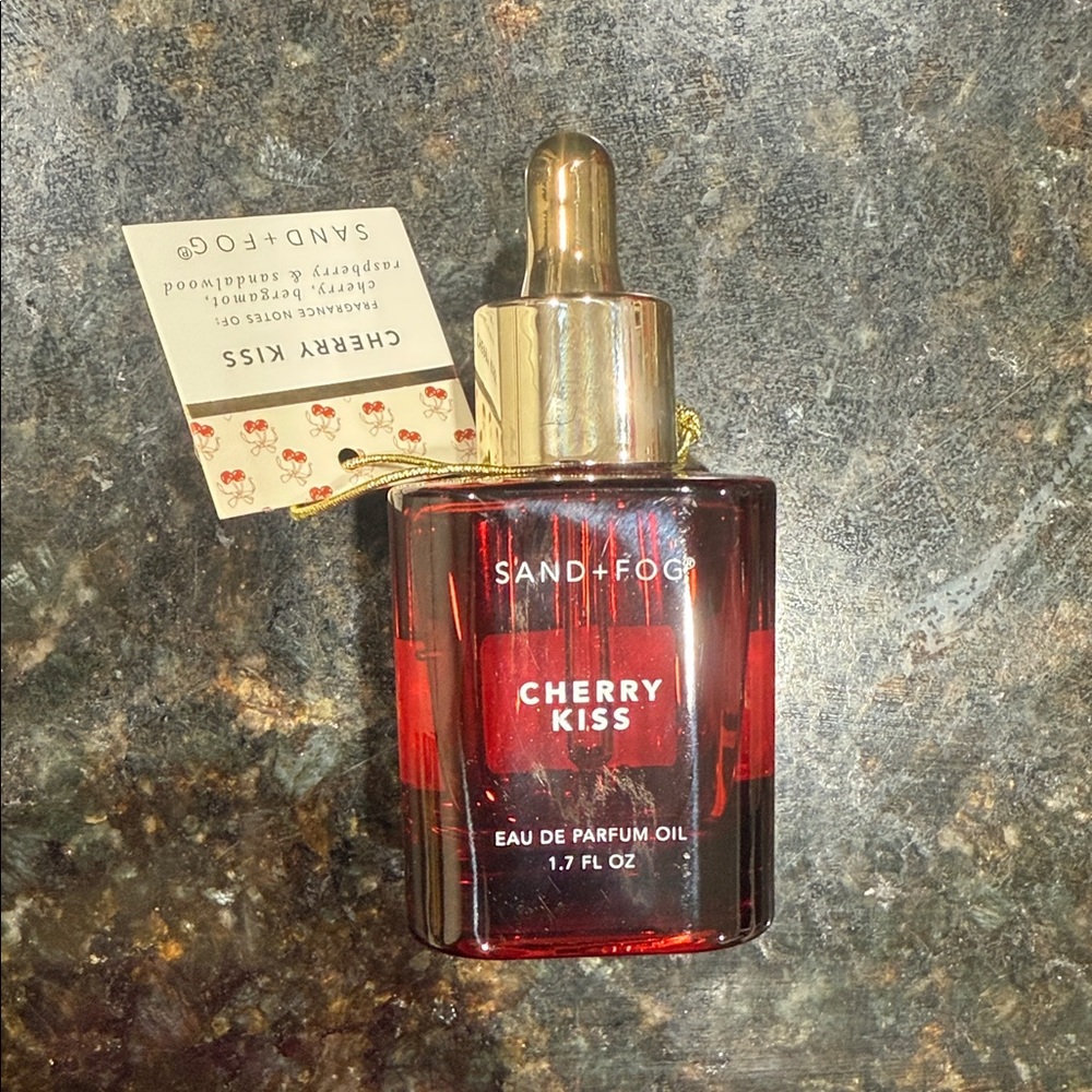 Sand and fog Cherry Kiss Eau de Parfum Oil - Red